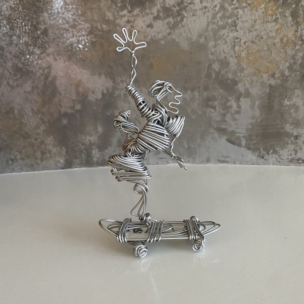 Wired Skateboarder - Picture 2 of 5
